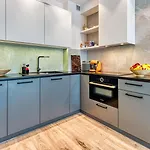 328 Z Z Basenem, Sauna, Jacuzzi Gratis, Przy Samej Plazy - 5d *